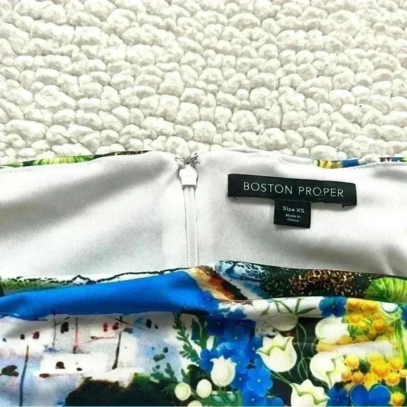 Boston Proper Cold Shoulder Rouge 3/4 Sleeve Cowl Neckline Tropical Top Size XS - Picture 12 of 15